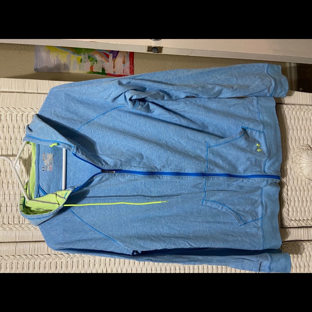 Women’s UA light jacket